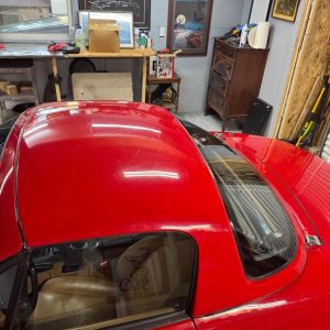 MAZDA MX-5 RED HARD TOP